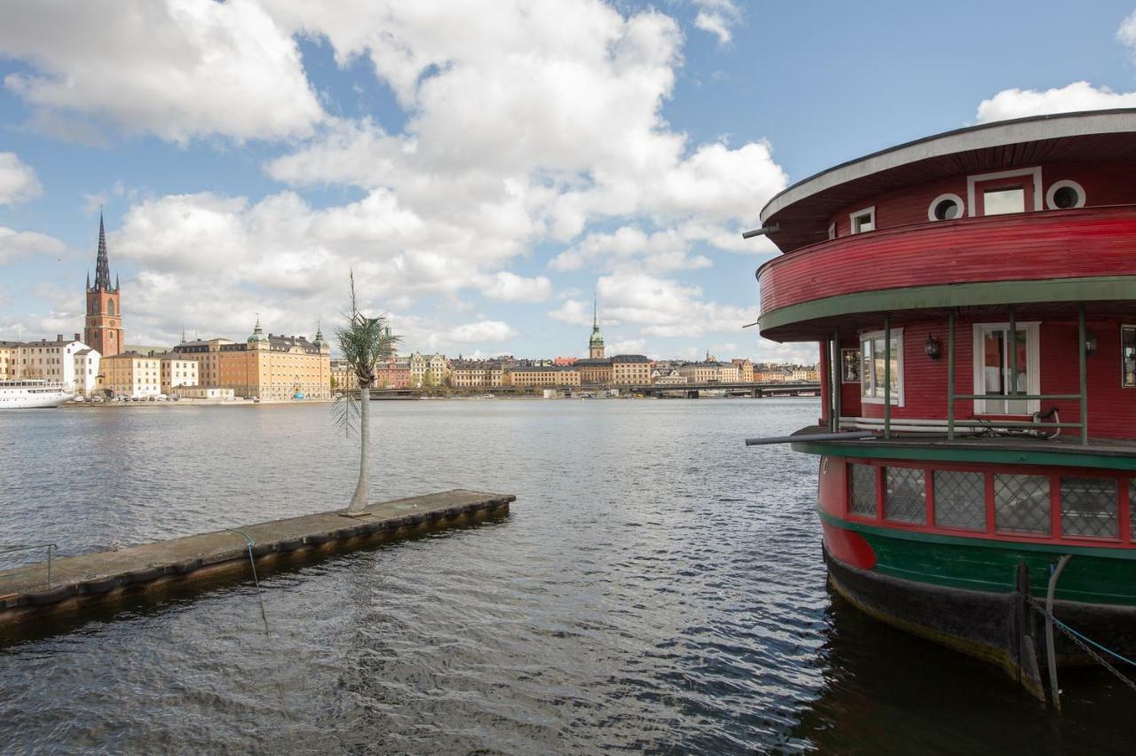 Den Roda Baten Stockholm Exterior photo